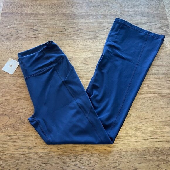 Fabletics Deep Navy X-LARGE Oasis PureLuxe High-Waisted Kick Flare NWT 413 - Picture 1 of 3